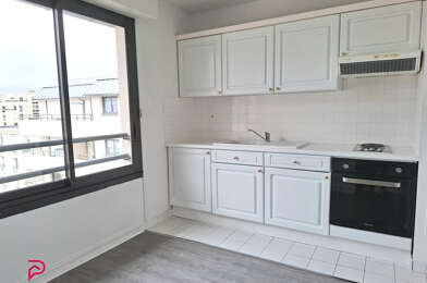 Appartement 1 pièces 810 €