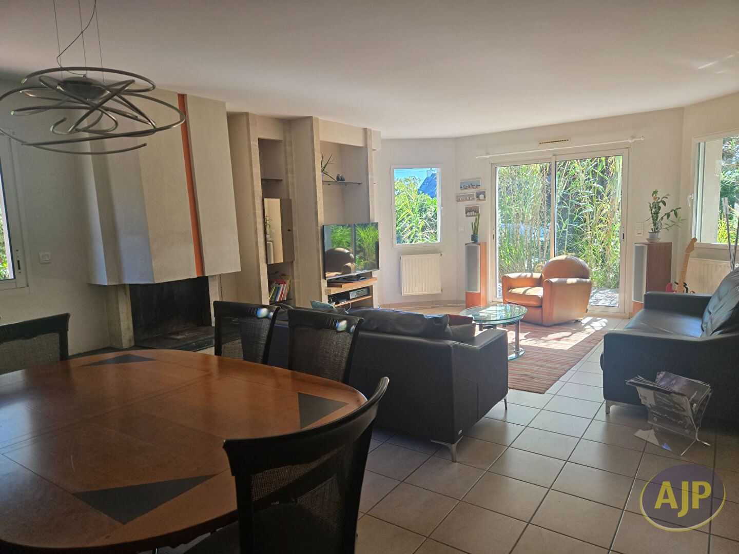 Agence immobilière de Ajp Immobilier St Marc sur Mer Tati