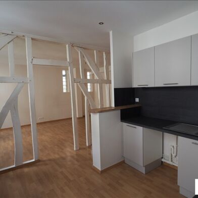 Appartement 3 pièces 805 €