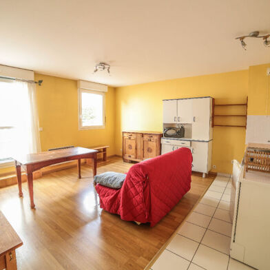 Appartement 2 pièces 610 €