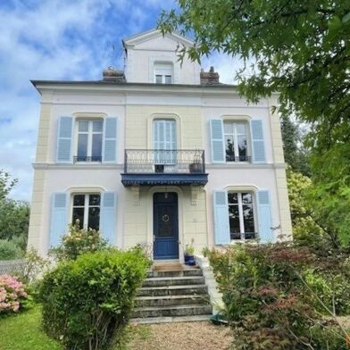 Maison 9 pièces 499000 €