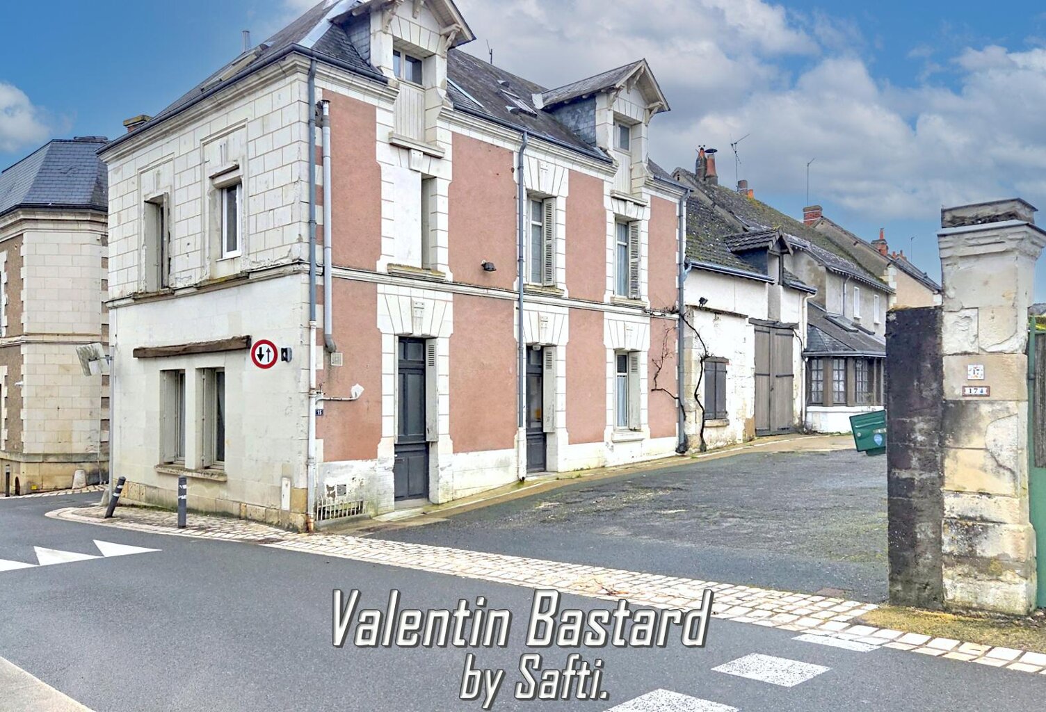 Maison ancienne de ville — photo 1
