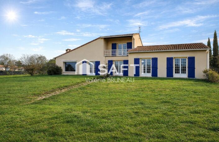 Maison contemporaine avec piscine sur 1,6 hectare  volumes exceptionnels - — photo 2
