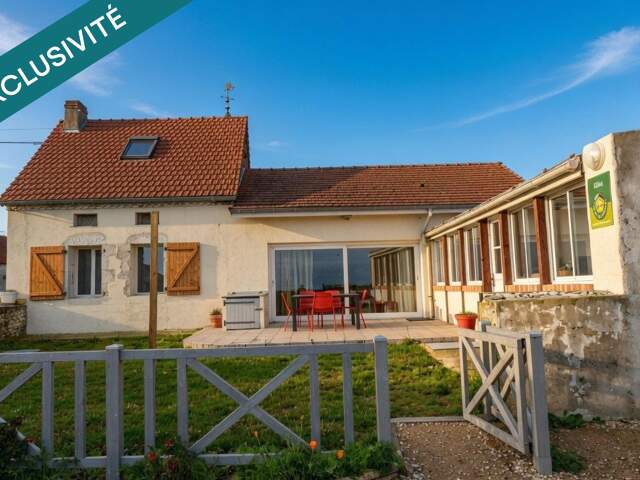 Très belle maison isolée. Vue extraordinaire — photo du bien