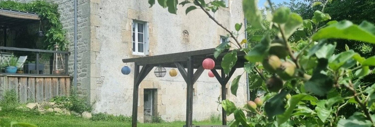 Maison 7 Pièces 220 m² à vendre à Bugeat (19170)