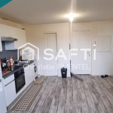 Appartement 5 pièces 149000 €