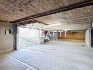 PROCHE CHR - PLACE DE PARKING EN SOUS-SOL 13m² - RÉSIDENCE SÉCURISÉE - POSSIBILITE ACHAT 2è PLACE — photo 2