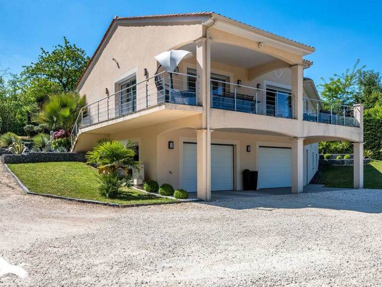 Contemporaine de 6 pièces principales — photo 1