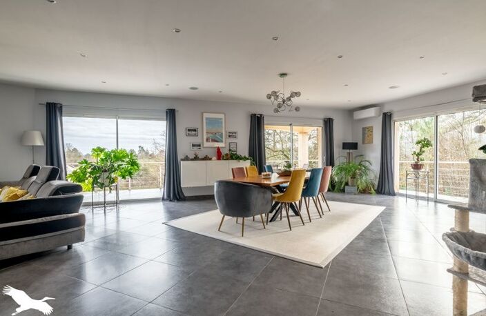 Contemporaine de 6 pièces principales — photo 3