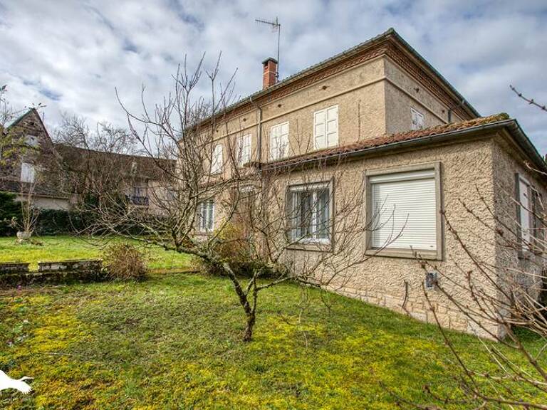 Maison de ville de 7 pièces principales — photo 1