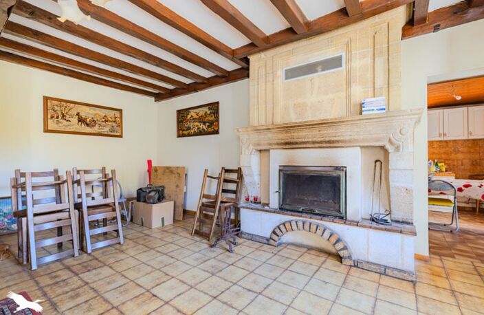Maison en pierre de 3 pièces principales — photo 2