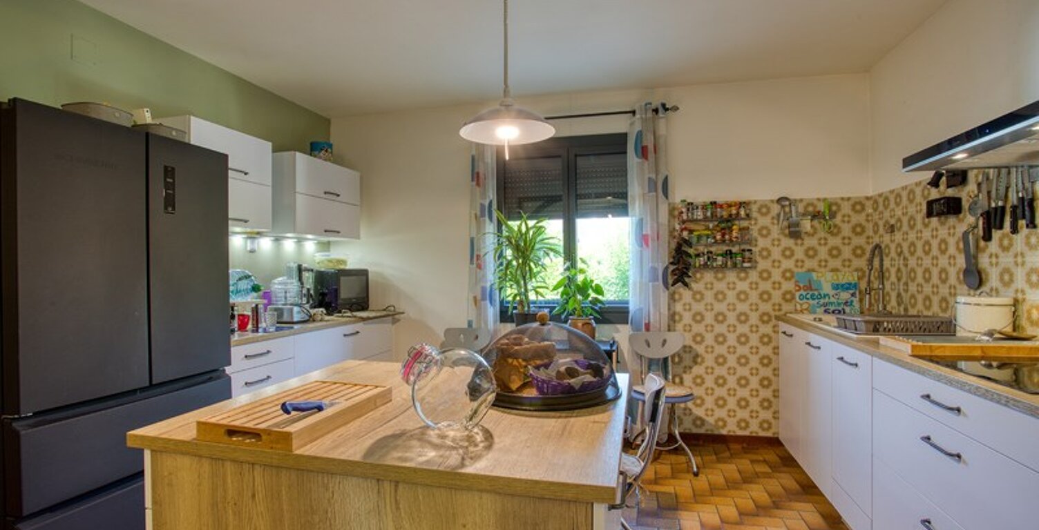 Vente maison 4 pièces 136 m² Vayrac (46110) — photo 1