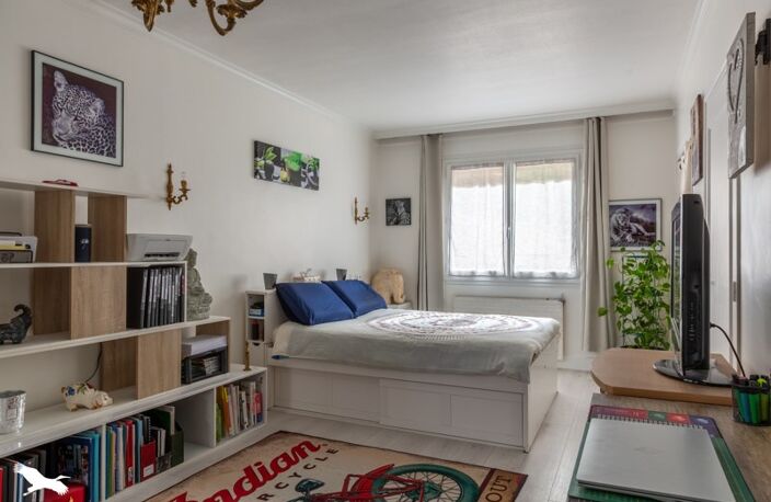 Traditionnelle de 8 pièces principales — photo 2