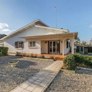 Maison 4 pièces 365680 €