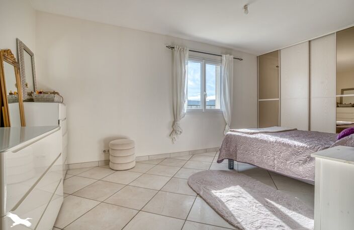 Contemporaine de 7 pièces principales — photo 4