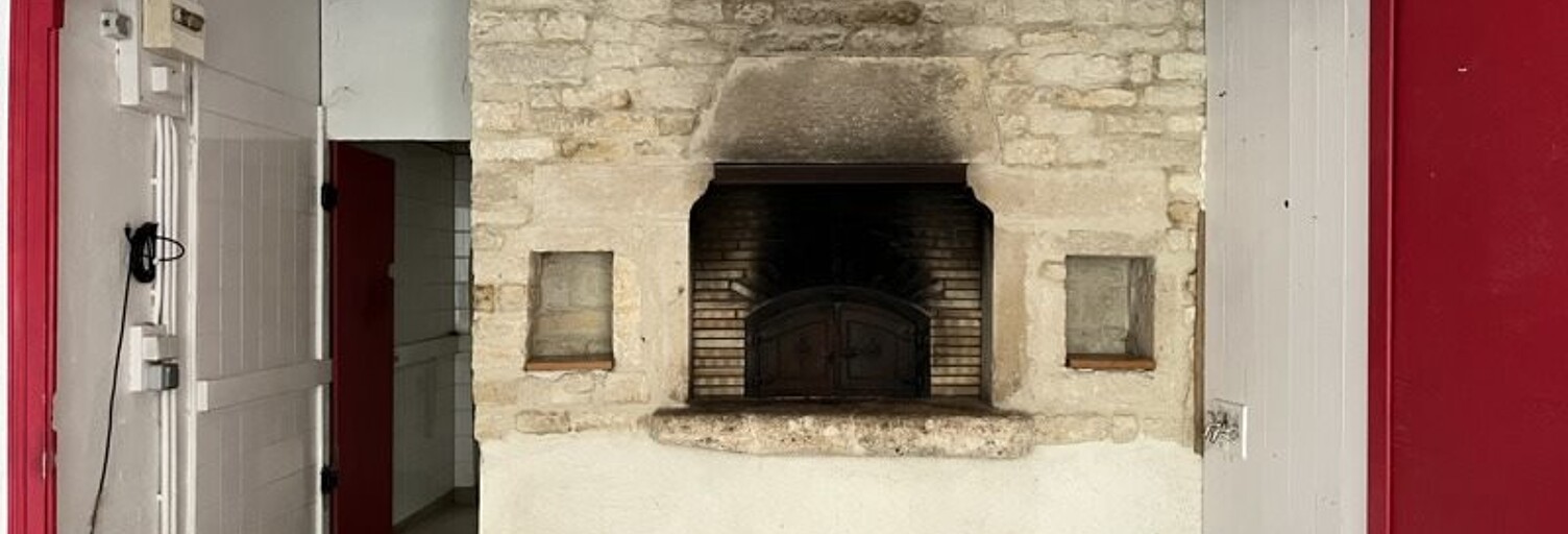 Immeuble   m² à vendre à Aulnay (17470)