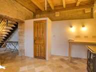 Maison en pierre de 4 pièces principales — photo 2