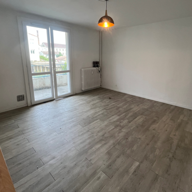 Appartement 1 pièces 390 €