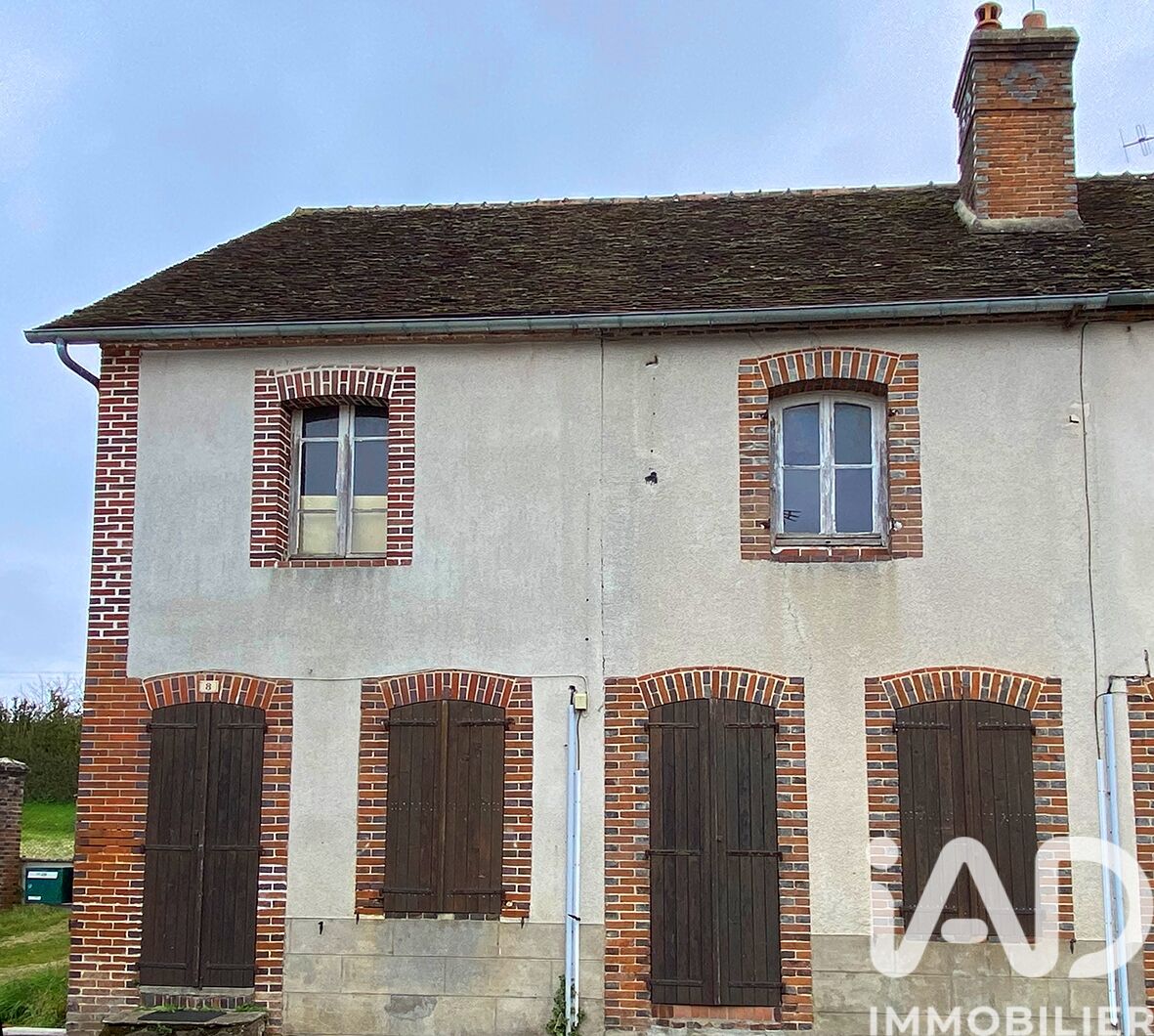 Villeneuve-Les-Genets - 60m² - 5p. - 4ch.