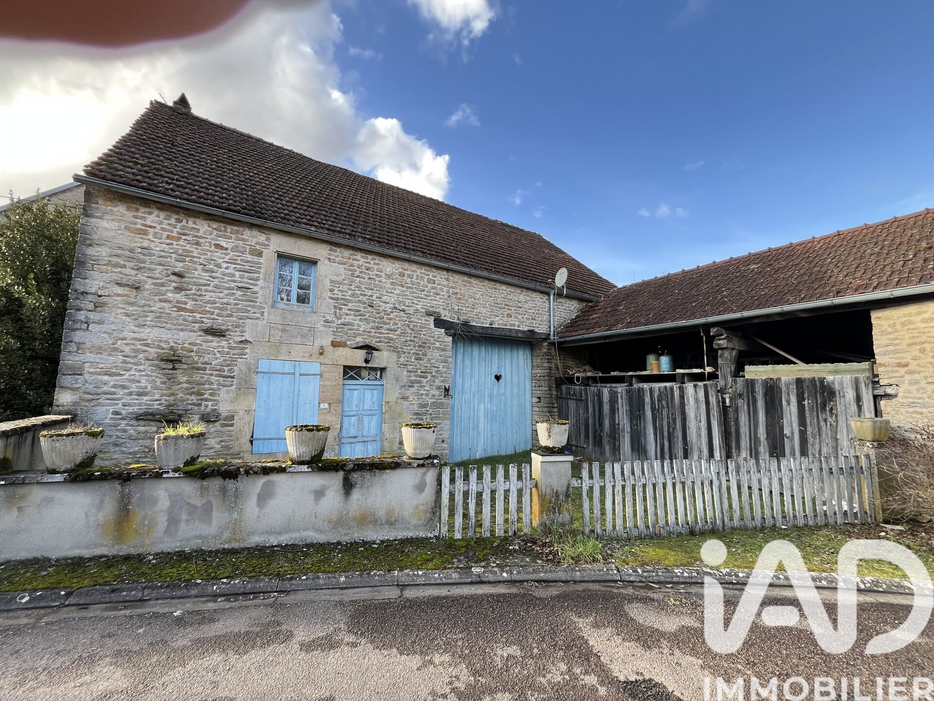 Noidant-Le-Rocheux - 78m² - 3p. - 2ch.