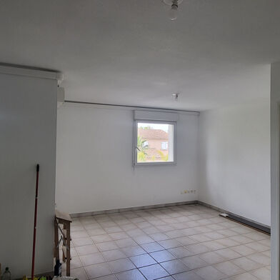 Appartement 3 pièces 934 €