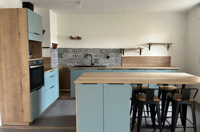 Appartement 3 pièces 820 €