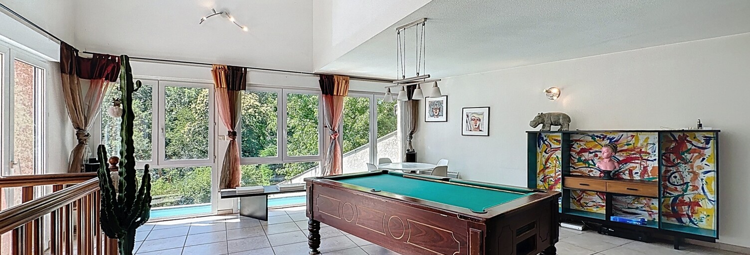 Maison 8 Pièces 185 m² à vendre à Pollionnay (69290)