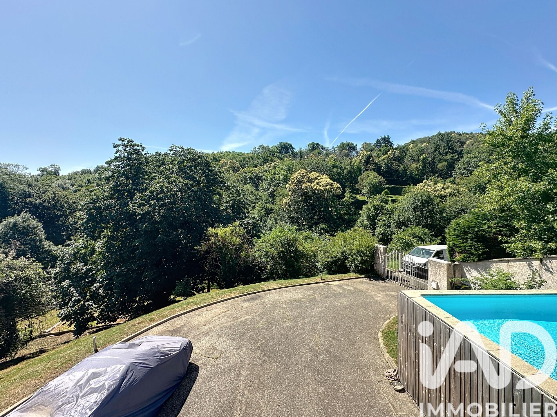 Vente Maison/villa 8 pièces - Photo 2