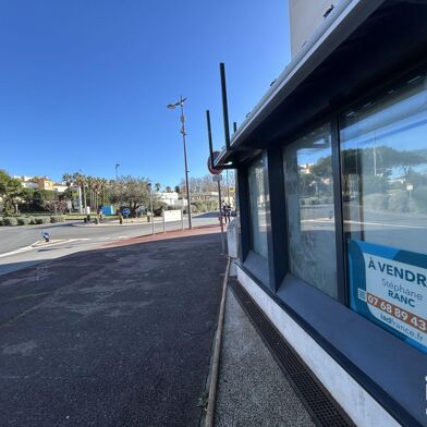 Commerce  246500 €