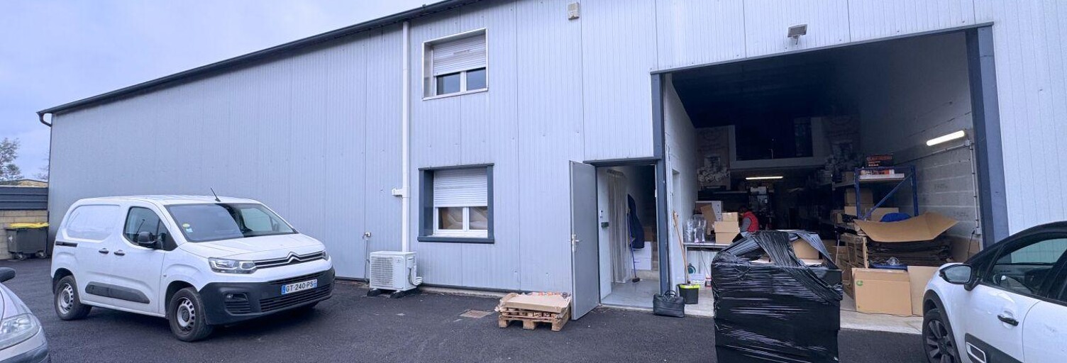 Commerce  204 m² à louer à Varennes-Jarcy (91480)