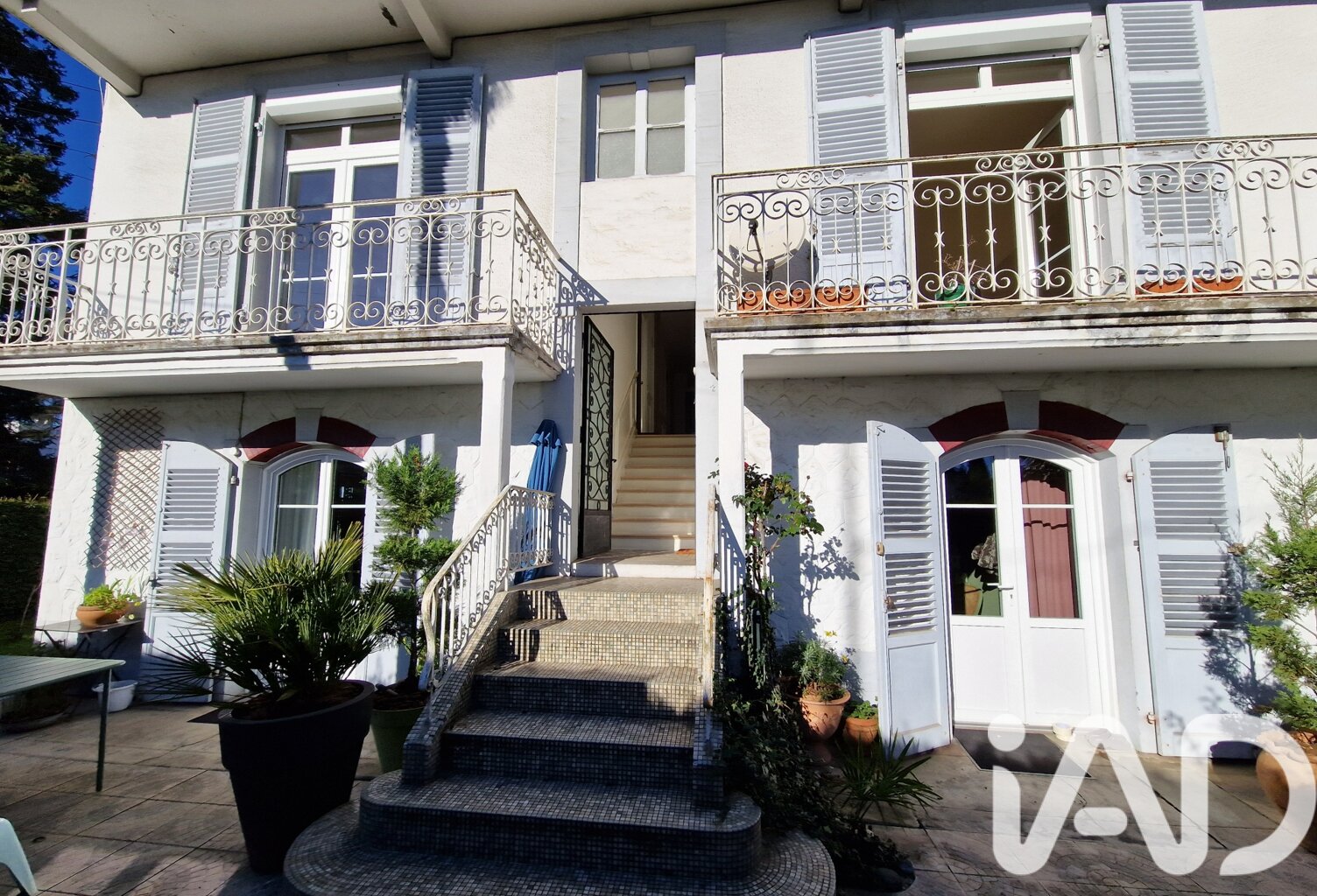 Vente Maison/villa 9 pièces — photo 1
