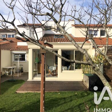 Maison 4 pièces 309750 €