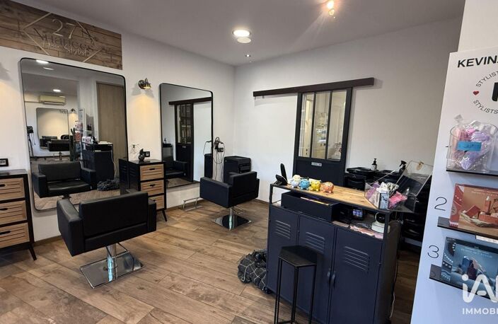 Vente Boutique/Local commercial 50 m&sup2; — photo 2