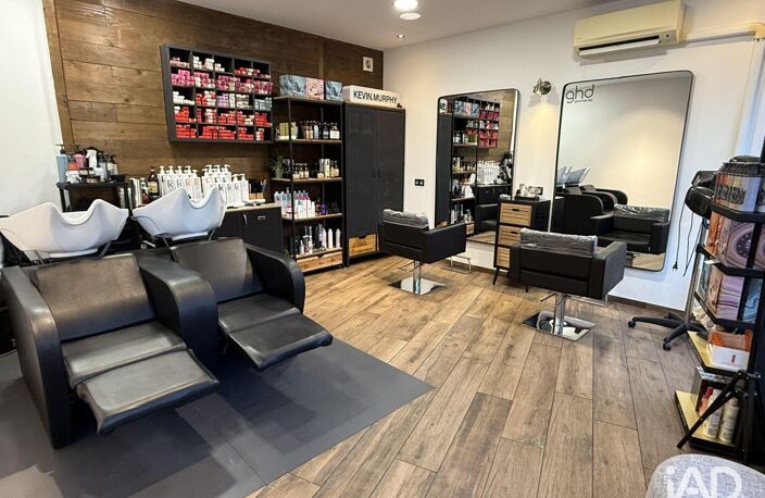 Vente Boutique/Local commercial 50 m&sup2; — photo 3
