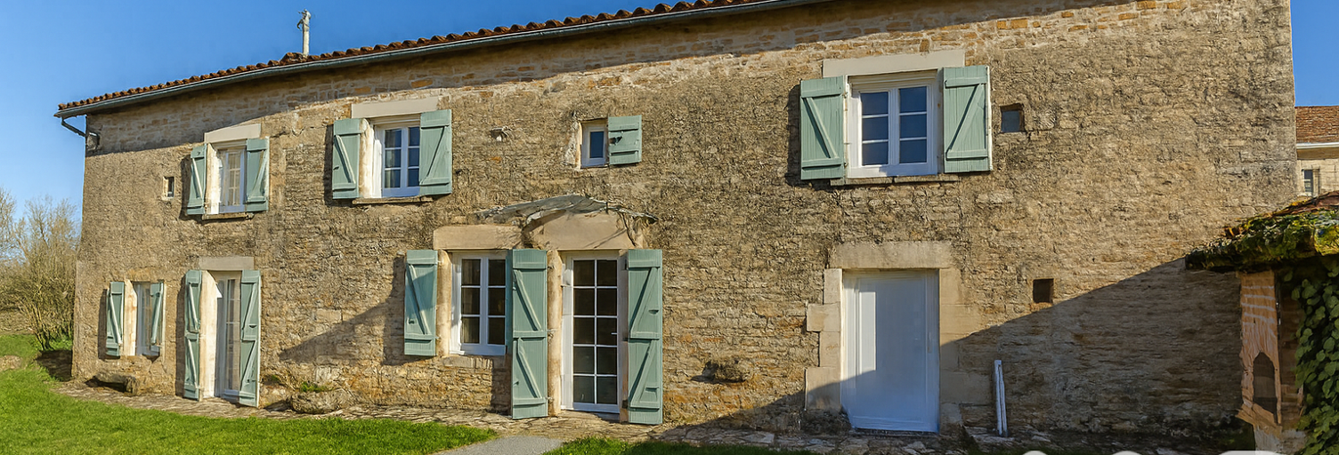 Maison 5 Pièces 185 m² à vendre à La Magdeleine (16240)