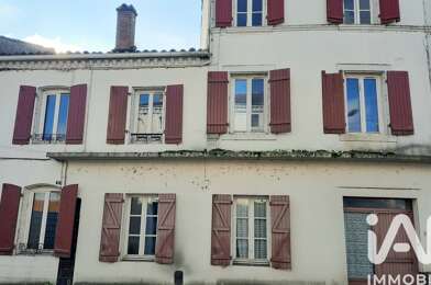 Immeuble  148000 €