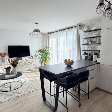 Appartement 4 pièces 265000 €