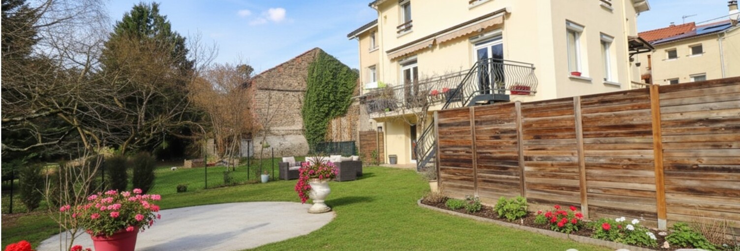 Maison 8 Pièces 205 m² à vendre à Aurec-sur-Loire (43110)