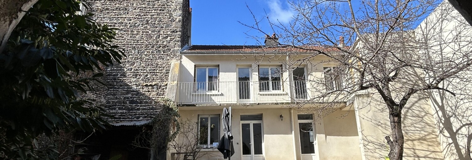 Maison 7 Pièces 248 m² à vendre à Aubière (63170)