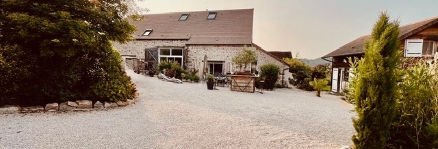 Maison 7 Pièces 266 m² à vendre à Saint-Martin-de-Salencey (71220)