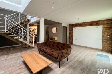 Commerce  228600 €