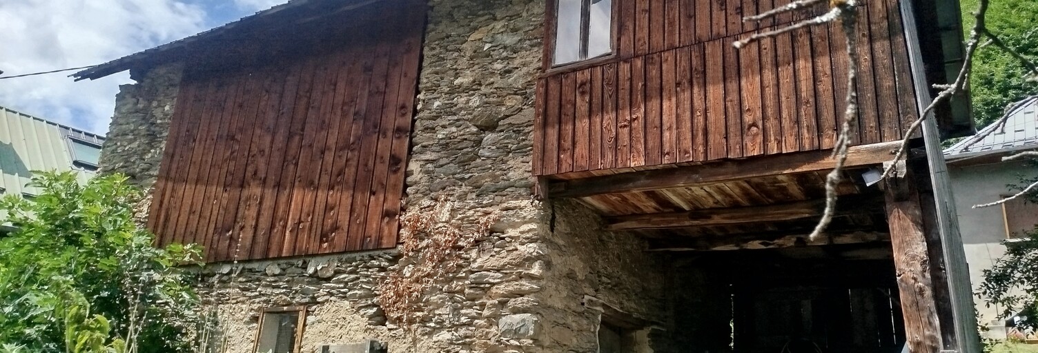 Maison 2 Pièces 47 m² à vendre à Saint-Georges-d'Hurtières (73220)