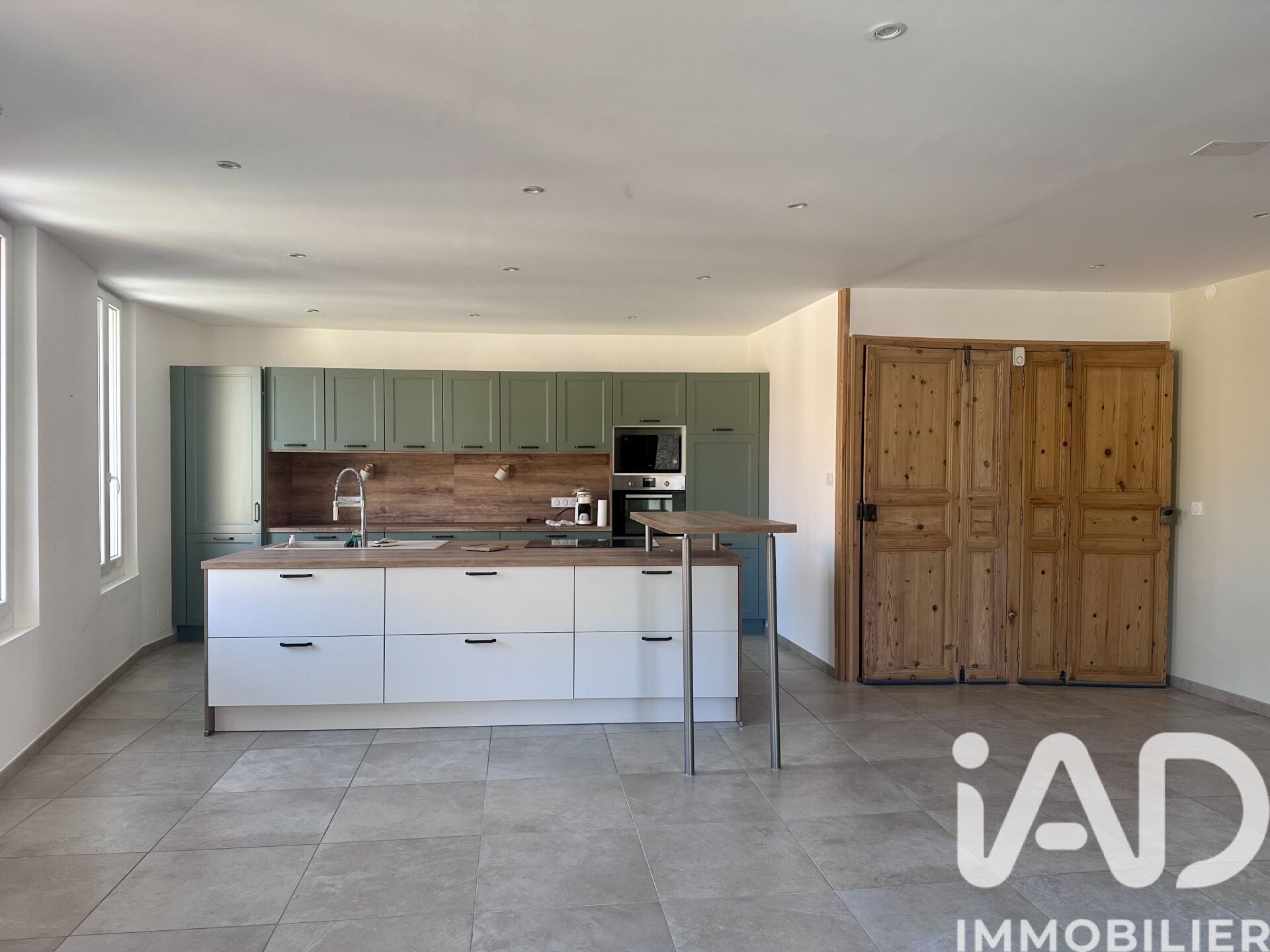 Opoul-Perillos - 107m² - 4p.