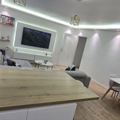 Appartement 3 pièces 140000 €