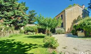 Maison 8 Pièces 224 m² à vendre à Robion (84440)