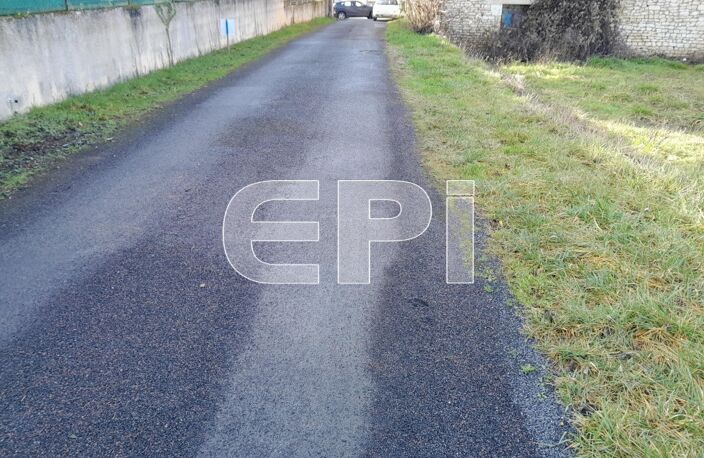 ref9118. Beau terrain constructible à Mirebeau de 1400 m2 parti — photo 3
