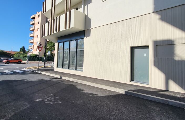Vente programme neuf T1 120 m² Cagnes-sur-Mer (06800) — photo 5