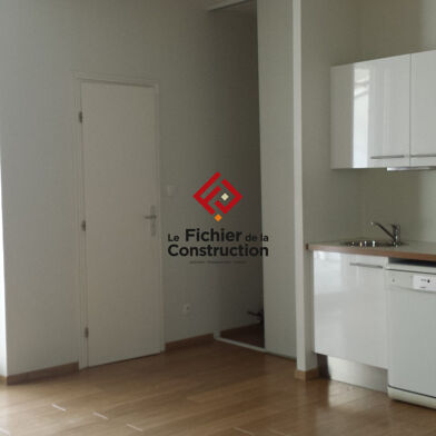 Appartement 3 pièces 775 €