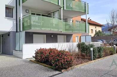 Appartement 3 pièces 1020 €