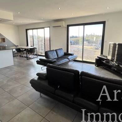 Maison 6 pièces 283000 €